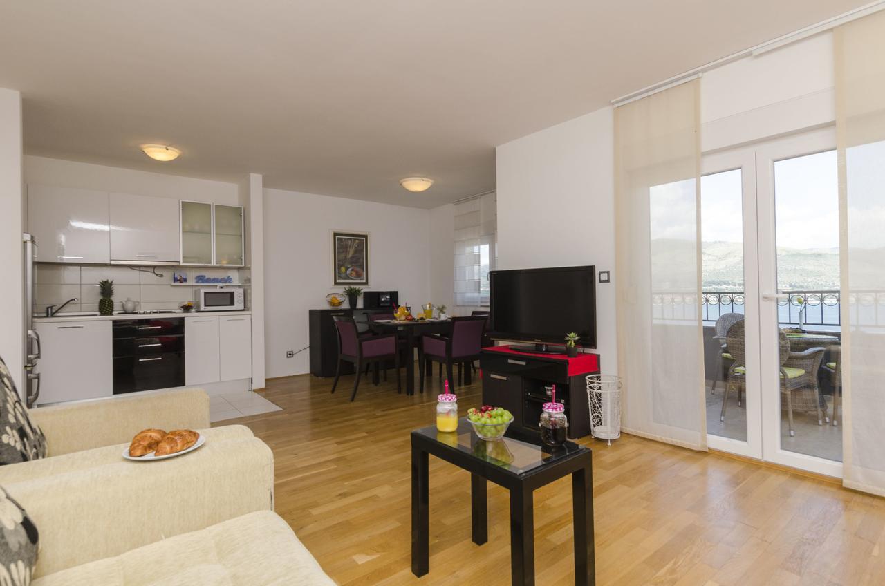 Apartments Maja Donji Okrug  Buitenkant foto